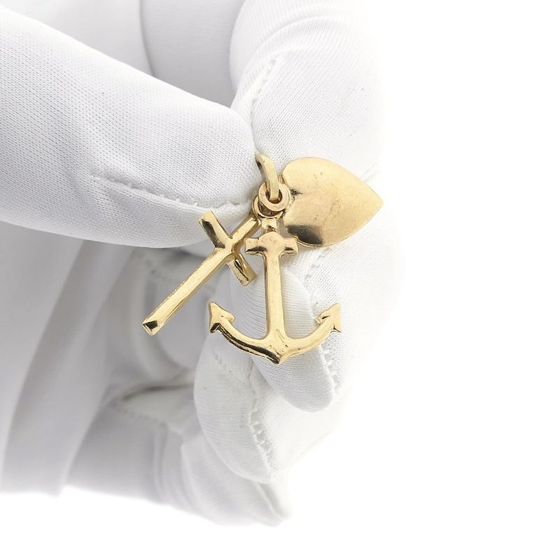 Image 11 of Gold pendant; Faith, hope, and love.