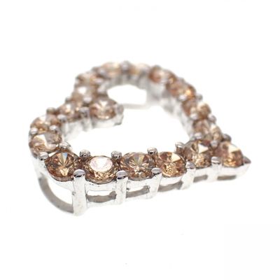 Silver pendant of a heart set with orange zirconia Image 2 of Silver pendant of a heart set with orange zirconia