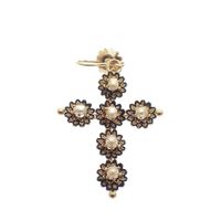 Gold Victorian pendant of a cross with pearl