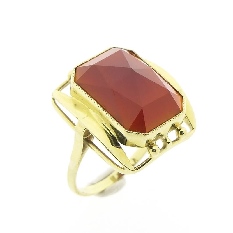 Image 7 of Vintage gold ring with carnelian.
