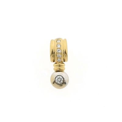 Image 1 of Two-tone gold pendant with diamond | 0.075 ct.