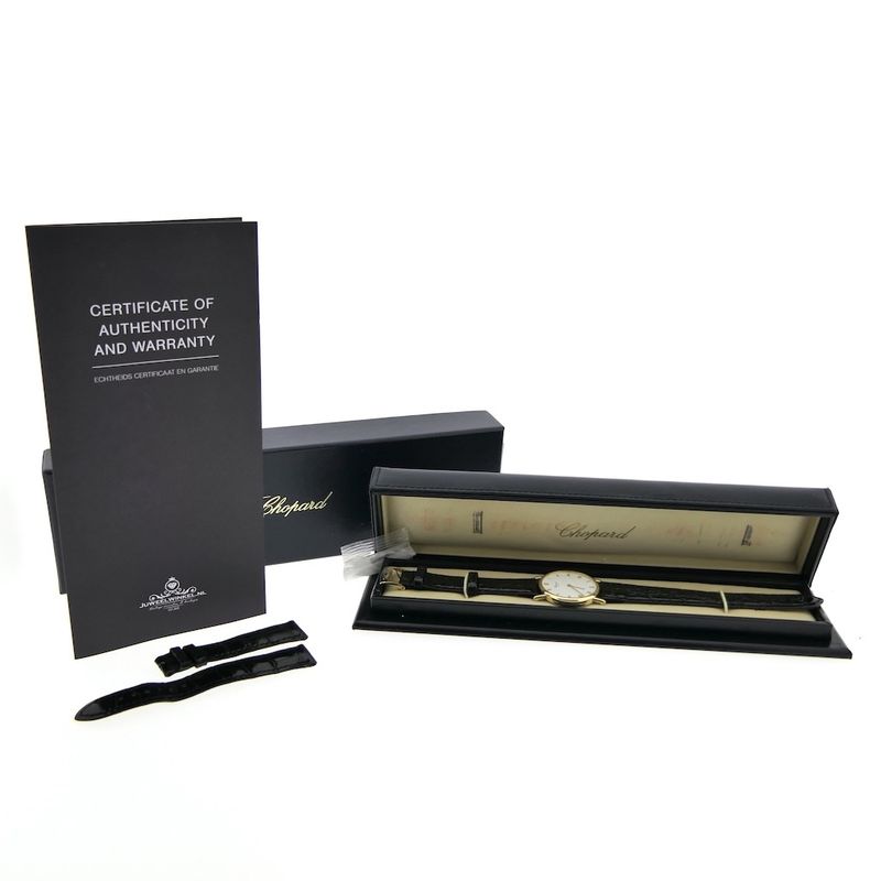 Image 4 of Chopard Classique L.U.C; 18k. gold men's watch