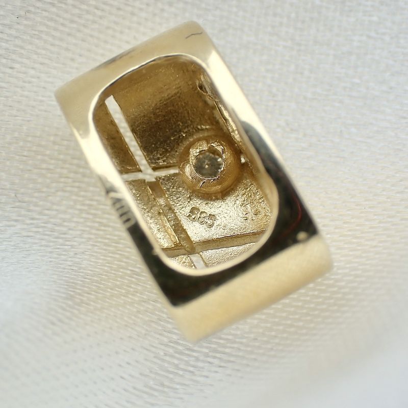 Image 4 of Two-tone gold pendant with 0.02 ct diamond.
