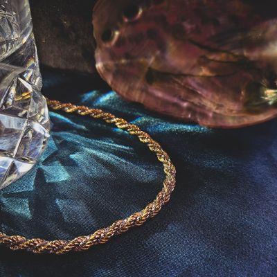 Image 2 of Two-tone gold twisted necklace | 61 cm