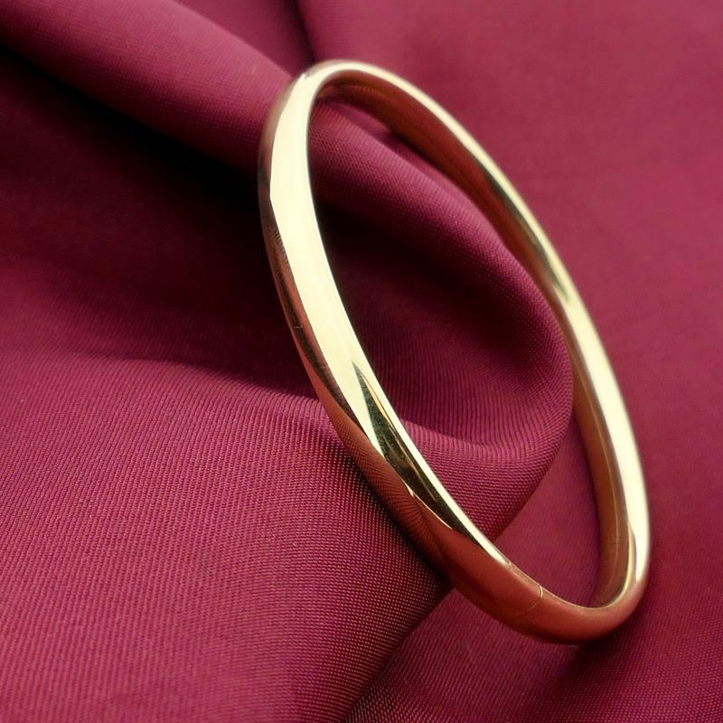 Image 2 of 8 carat smooth slave bracelet; Size M/L