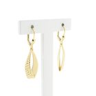 Image 3 of Gold earrings with pattern