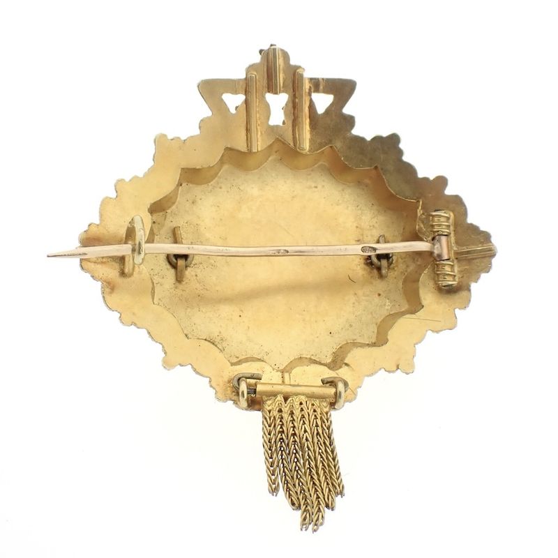 Image 3 of Vintage/antique gold brooch with filigree technique and blood coral