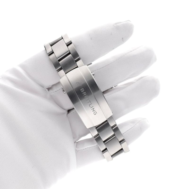 Image 12 of Breitling Avenger GMT A32320; Automatic Men's Watch