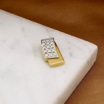 Image 2 of Gold pendant with zirconia
