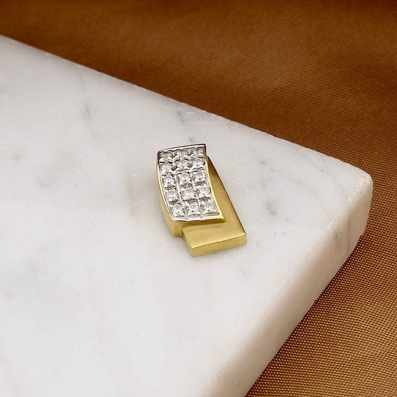 Image 2 of Gold pendant with zirconia