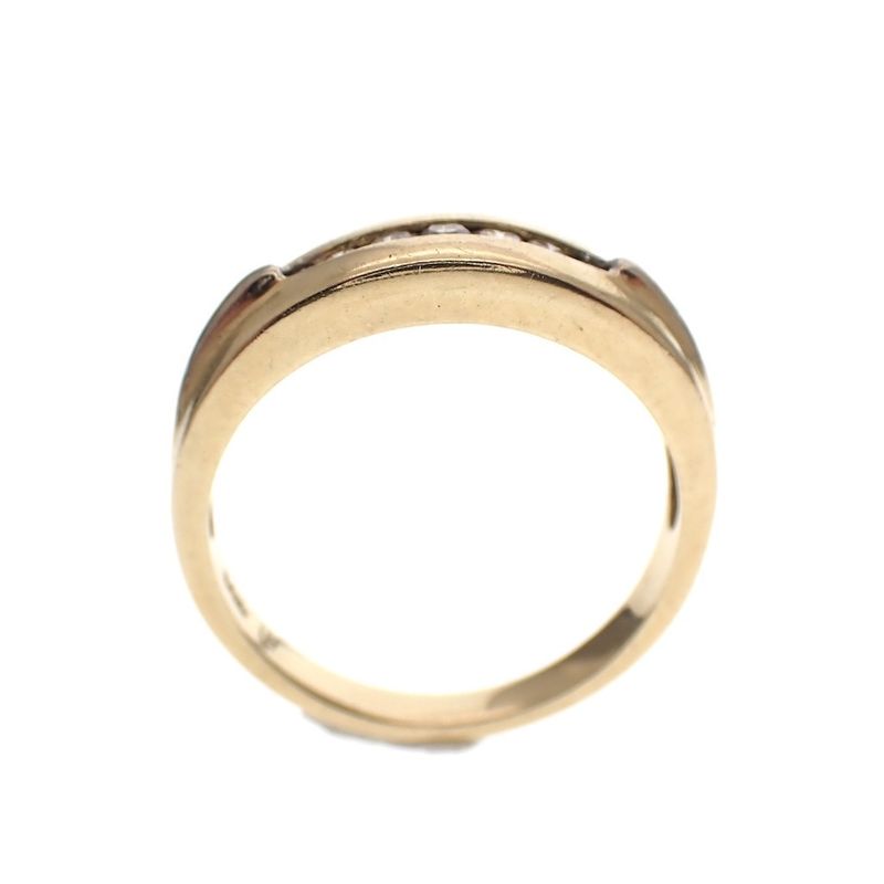 Image 3 of Gold ring with diamonds; 0.06 ct.