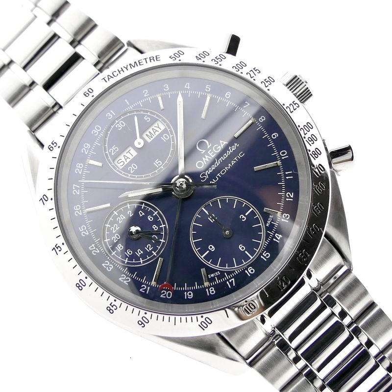 Image 5 of Omega Speedmaster 'Triple-Date'; Chronograph men's watch with calendar display