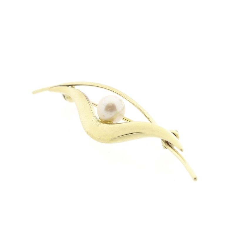 Image 3 of Vintage gold brooch with cultured pearl