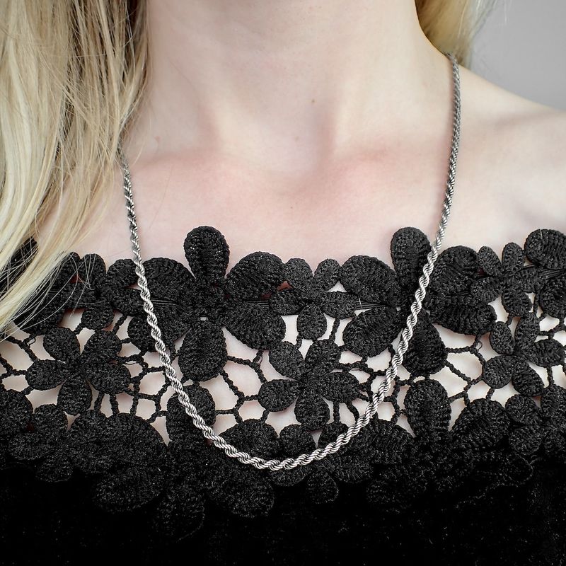 Image 4 of Silver twisted link chain | 61 cm