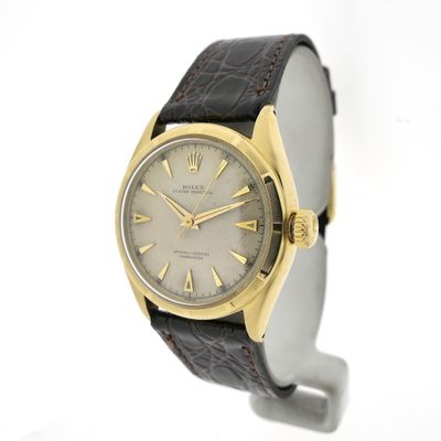 Image 2 of Rolex Oyster Perpetual 6085; Vintage 18k gold watch from 1953