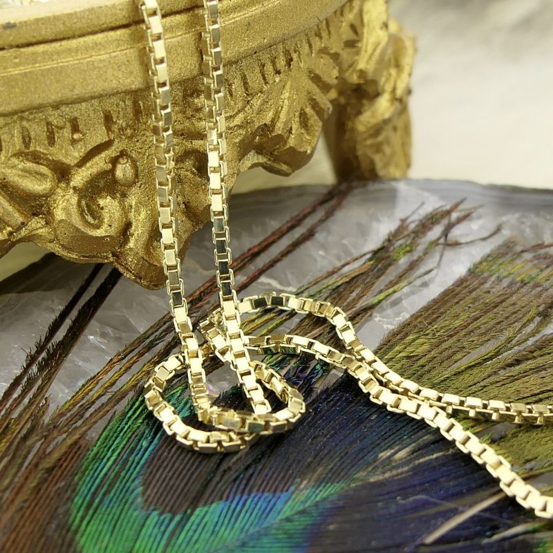 Image 2 of Golden Venetian link chain | 50.5 cm