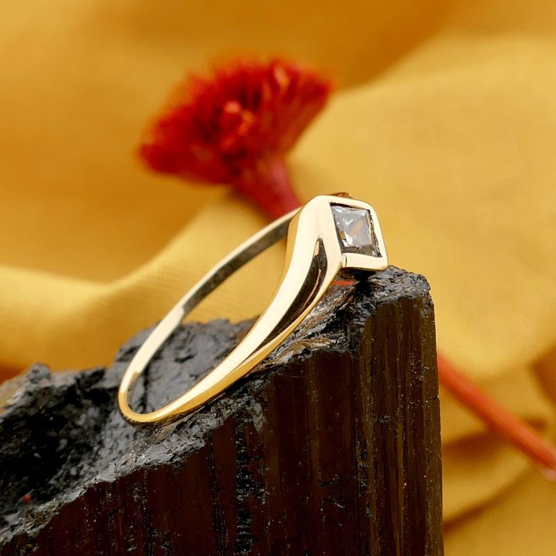 Image 2 of Gold solitaire ring with zirconia