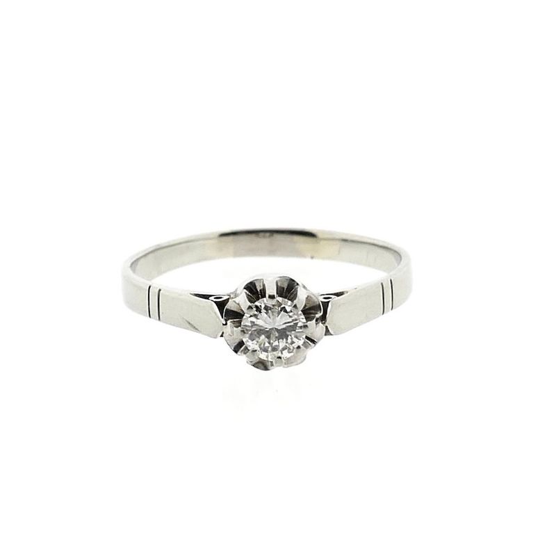 Image 3 of White gold solitaire ring with diamond; 0.14 ct.