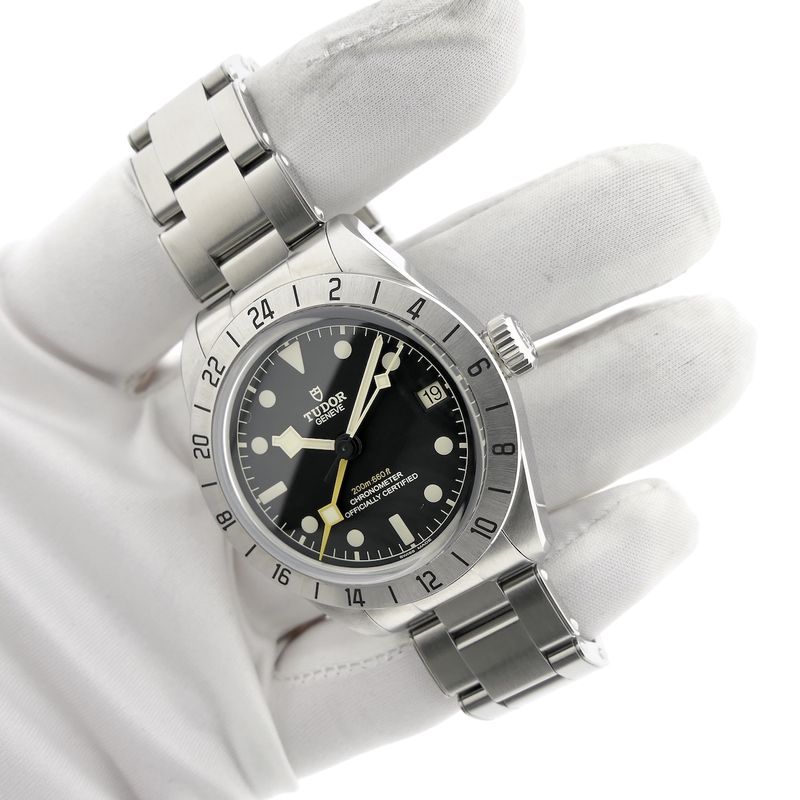 Image 16 of Tudor Black Bay Pro M79470; Automatic men's watch