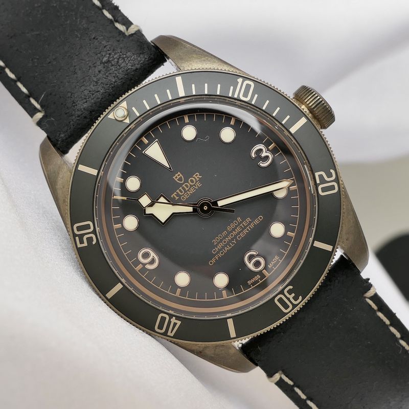 Image 9 of Tudor Black Bay 'Bronze'; Automatic men's watch