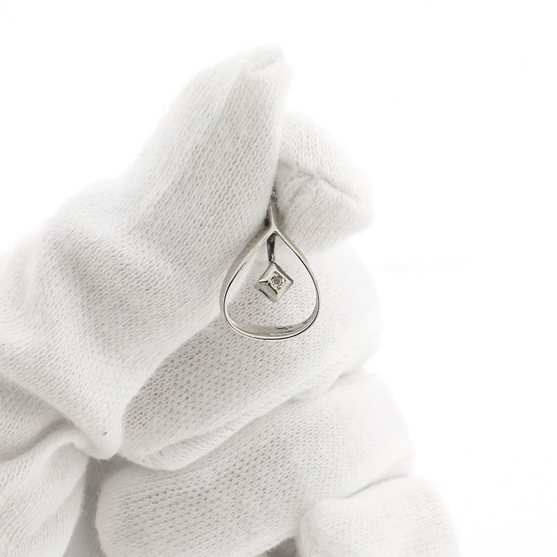 Image 5 of White gold pendant with diamond; 0.005 ct.