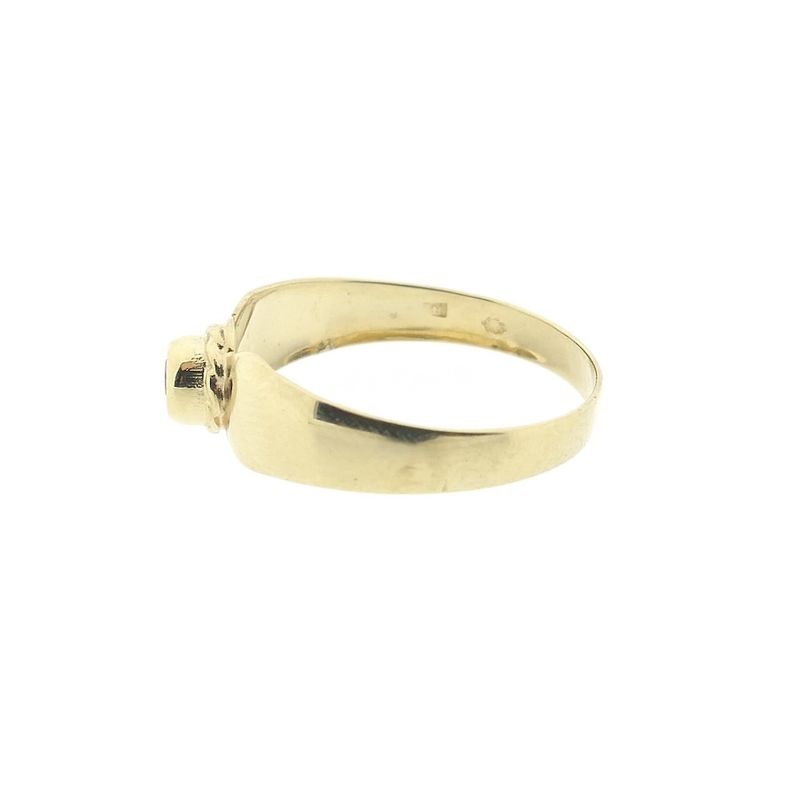Image 6 of Gold solitaire ring with zirconia