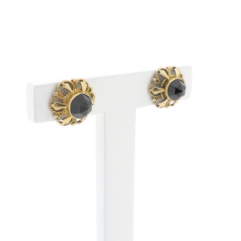 Image 3 of Gold floral stud earrings with garnet