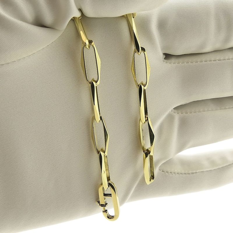 Image 9 of Gold closed forever bracelet