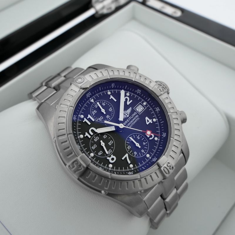 Image 20 of Breitling Chrono Avenger Titanium E13360; Chronograph men's watch
