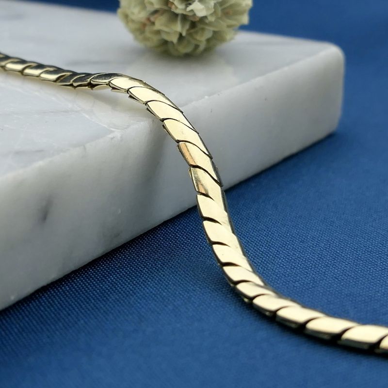 Image 2 of Gold S-link bracelet; 19 cm
