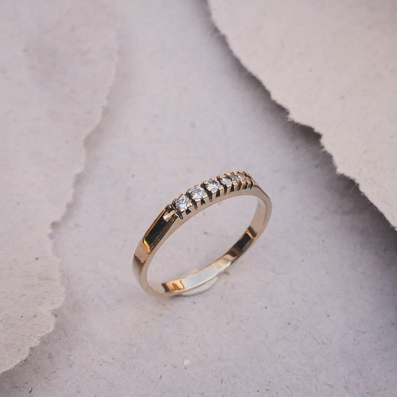 Image 2 of Gold ring with diamond | 0.175 ct.