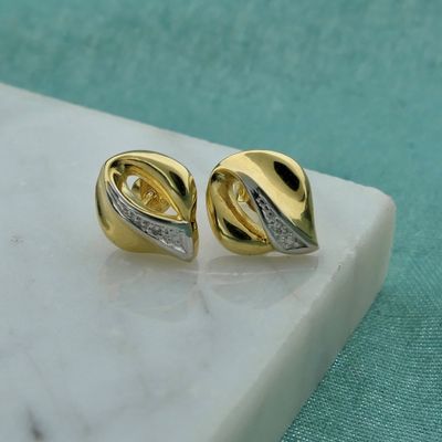 Image 2 of Bicolor gold stud earrings with diamond | 0.01 ct.