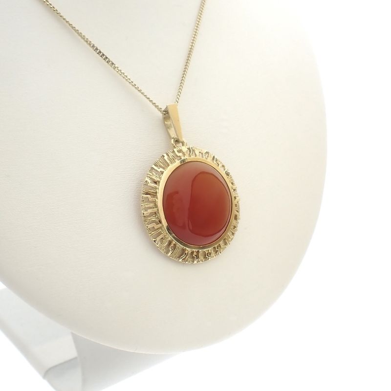 Image 8 of Gold pendant with large carnelian | Vintage