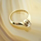 Image 6 of Vintage gold solitaire ring with 0.12 ct diamond.
