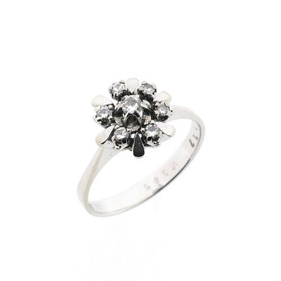 Image 1 of White Gold Surround Ring with Diamonds; 0.17 ct.