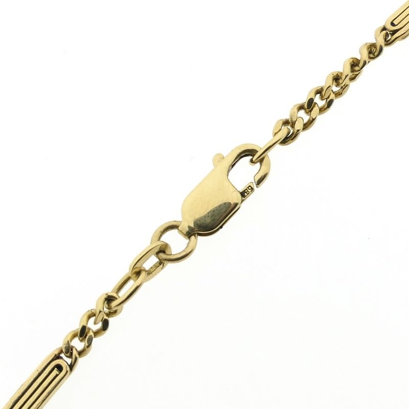 Image 5 of Gold gourmet link bracelet