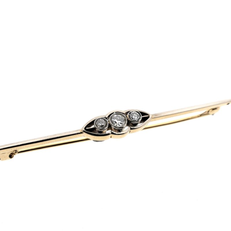 Image 3 of Bicolor Art Deco Brooch with Diamond; 0.26 ct.