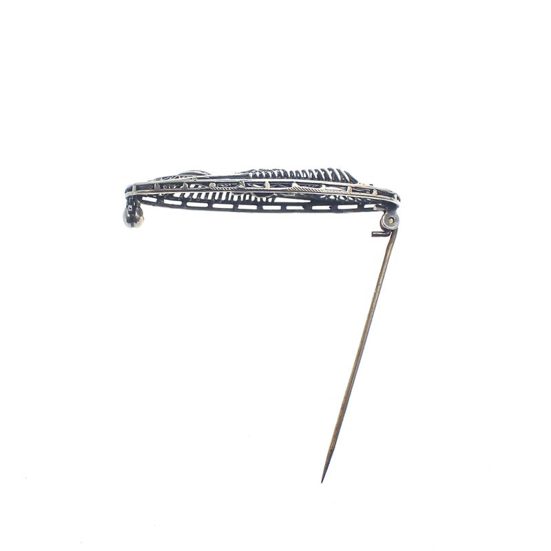 Image 8 of Silver brooch in floral design