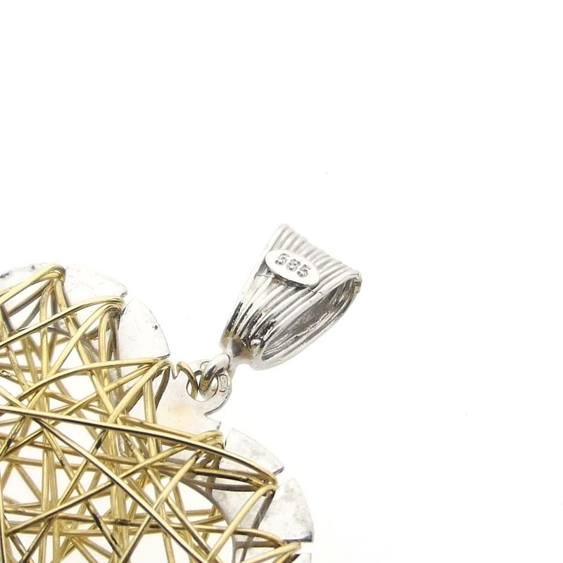 Image 3 of Two-tone gold pendant of a heart with gold threads