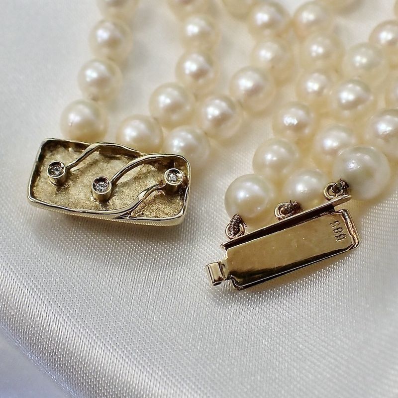 Image 6 of Pearl bracelet with gold clasp; Antique | 20.5 cm