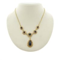 Antique gold necklace with garnet stones