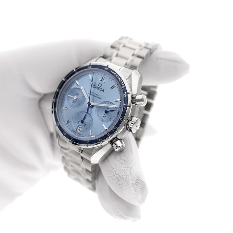 Image 17 of Omega Speedmaster 38 'Blue' 324.30.38.50.03.001; Chronograph watch (Full set 03-2025)