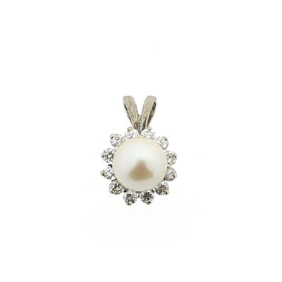 Image 1 of White gold pendant with pearl and diamonds