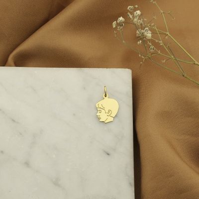 Gold pendant child's head boy Image 2 of Gold pendant child's head boy