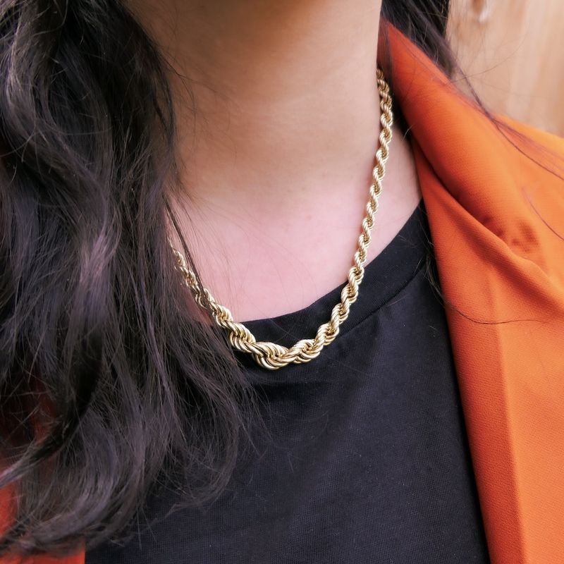 Image 4 of Gold twisted link necklace