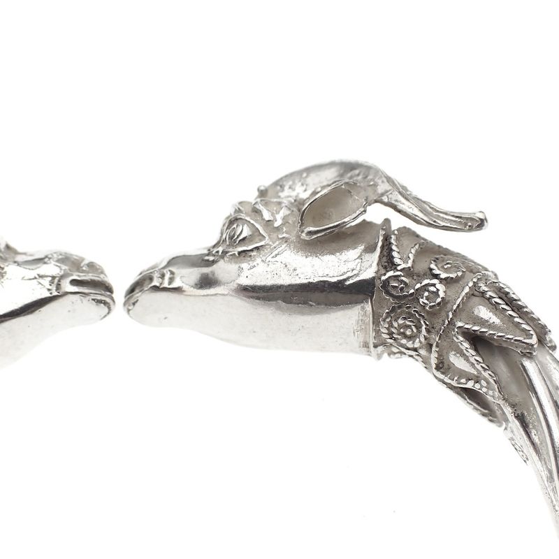 Image 3 of Silver clamp bracelet with decorated ends | Ø 60