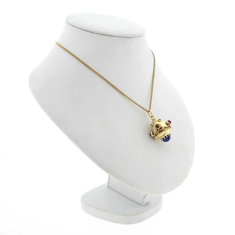 Image 5 of Gold pendant with mix of gemstones