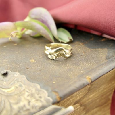 Golden fantasy ring Image 2 of Golden fantasy ring