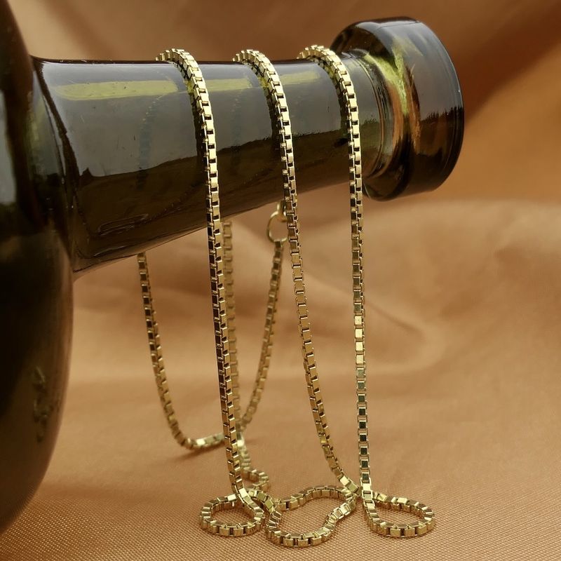 Image 8 of Golden Venetian link chain