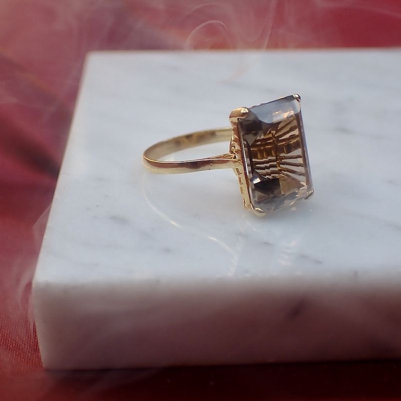 Image 2 of 18K Gold Ring with Smoky Quartz | Vintage